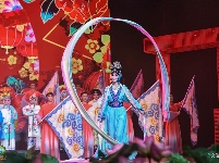 赏名剧名段 感受滇腔滇韵 
2020年云南省新年戏曲晚会在昆明举行