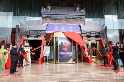 不必远赴千里 在昆明世博园就能欣赏敦煌壁画艺术精品