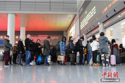 铁路春运售票首日售出1200多万张 候补购票兑现率74%