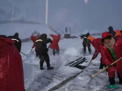 下雪致道路湿滑部分景区关闭索道停运，在丽江的游客和驾驶员注意啦！
