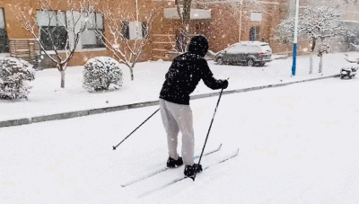 南方小伙自备滑雪板到东北上学，但没想到的是……
