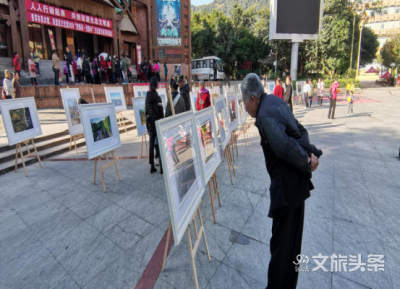 普洱市美术馆赴西盟县开展春节文化系列活动