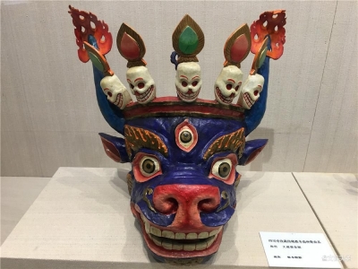 西南民族面具艺术巡展大理 150余件面具续写千年傩魂