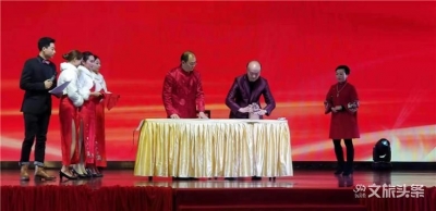 师徒相授 匠心传承 云南56名餐饮界人士拜入中国烹饪大师王庆兴师门