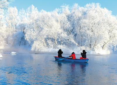 中国单个冰雪季游人超2亿人次 大国冰雪旅游时代来临