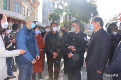 州委副书记、州长杨健到大理金沙半岛海景养生酒店看望滞留游客