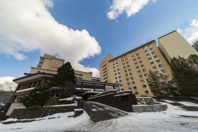 日本温泉：宿在登别，一池暖汤半壶清酒，看落雪纷飞