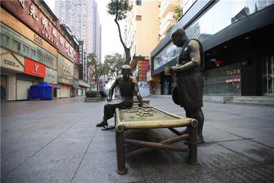 多图直击疫情之下的武汉街头