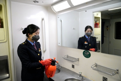 云南铁路临停110.5对旅客列车 多举措确保返程客流安全出行