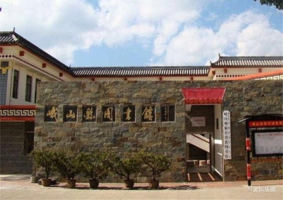 玉溪峨山县图书馆推出线上服务，与全国读者共战“疫”不孤“读”