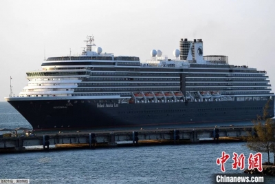 疫情之下，2200余人受困海上12天，最终是这个国家让他们靠岸！  