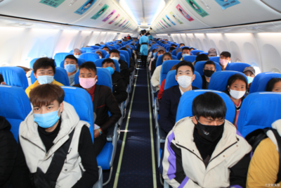 厦门航空执飞昆明至晋江的复工包机 已累计运送旅客千余人
