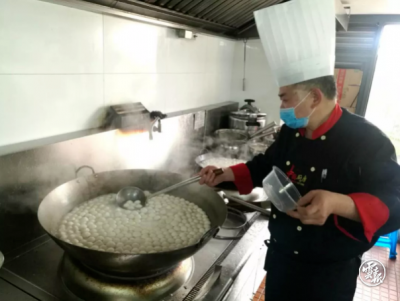 滞留云南的湖北亲人们，一起“在家”过元宵节啦！