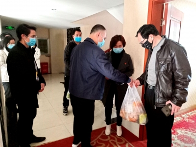 山西游客骑行游昭通 滞留永善找到温暖“新家” 