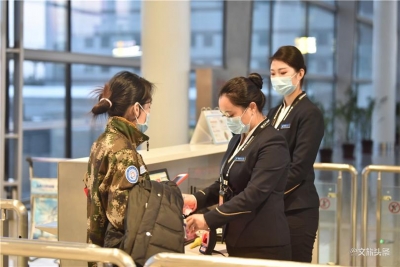 南航国内航班恢复超2100班 执行国际航班超2000班 