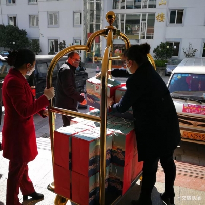 1万多个任氏鲜花饼，为大理疫情一线送去暖春花香