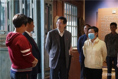 云南省文旅厅调研组到石屏县调研文化遗产保护利用