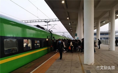 昆明至大理、丽江等方向加开列车  满足旅客踏青祭祀出行需求