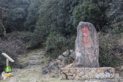 马缨花开，磨盘山国家森林公园增设观光交通车