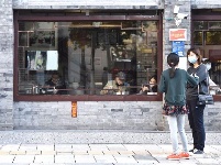 图集 | 昆明恢复堂食 爽爽甩碗早点