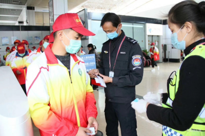 红土航空执飞多班临沧-南京复工包机 助力云南务工人员到岗就业