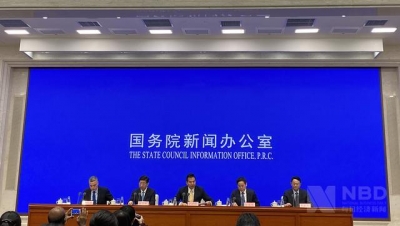 外交部：境外输入病例90%持中国护照，其中40%是留学生