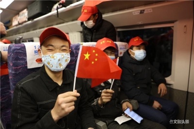 云南铁路开行定制化务工专列 运送2.8万人返岗