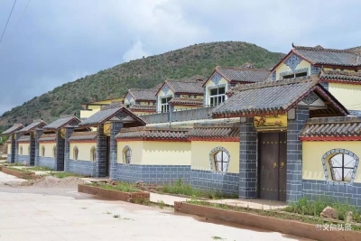 住新房、走新路，昆明十堰商会助力晋宁南山村脱贫致富