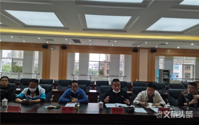 红河州文旅局副局长杨为文到州文化馆调研指导工作