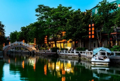 五一期间伟光汇通西南区各小镇平稳有序迎接八方游客