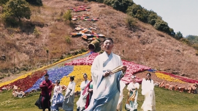 视频|五一假期，就爱去西翥漫步之云花谷