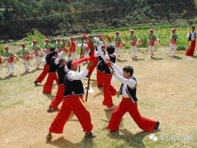 玉溪市级非物质文化遗产——自明朝以来就广泛流传的峨山县“彝族武艺” 