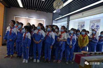 汪情小学学生走进汪氏银器，感受非遗魅力