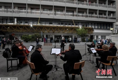 希腊与多国拟建旅游安全区 将批准餐馆有条件营业