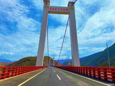 车程缩短一半！大永高速公路（丽江段）建成通车
