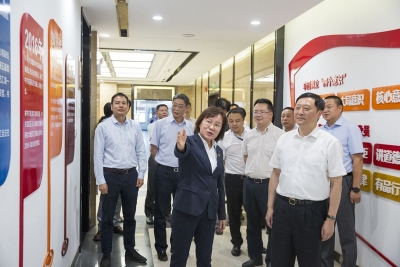 民航西南管理局局长余国强调研瑞丽航空