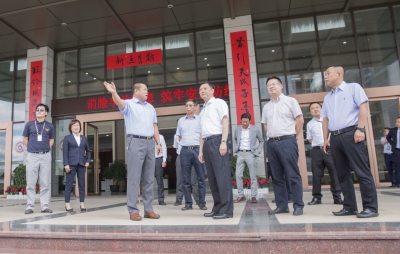 民航西南管理局局长余国强调研瑞丽航空