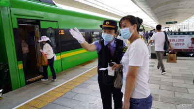 云南：铁路端午首日发送旅客16.6万人  较五一首日增幅19.8%