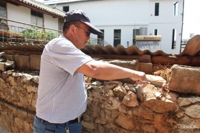 大理州文旅局开展“三清洁”活动 携手大建旁村让洱海更清