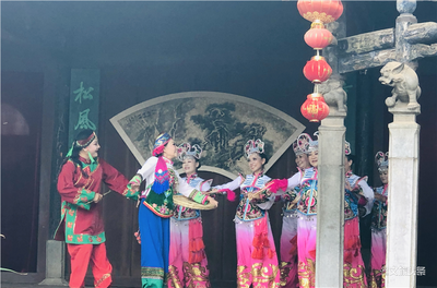 红河州惠民演出进景区 为游客奉上文化“大餐”