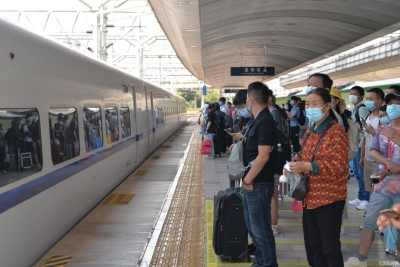 云南铁路旅游客流恢复明显 7月1日至30日发送旅客超400万人