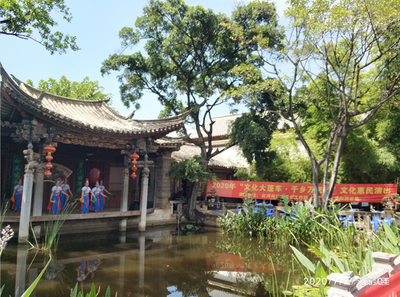 红河州惠民演出进景区 为游客奉上文化“大餐”