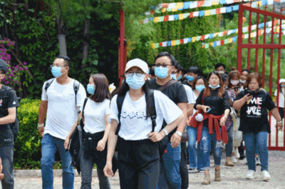 50多名丽江新晋导游走进景区开展岗前实战培训 