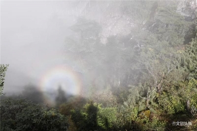 一起爬山吗？轿子山！