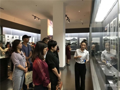 《红河三绝——乌铜走银·紫陶·锡传统手工艺品展》在昆明晋宁博物馆开展