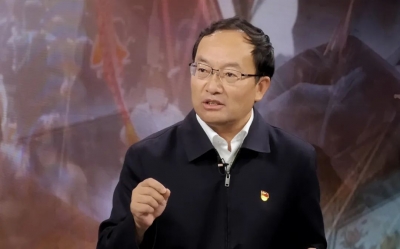今晚​22点25分！锁定《金色热线·追踪》，听市长谈丽江旅游如何转型升级