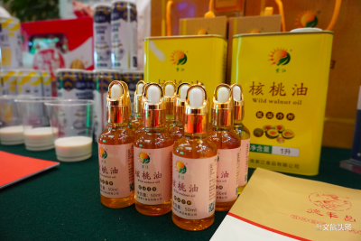 临沧：发展茶产业助推脱贫攻坚 让乡村旅游成为靓丽名片