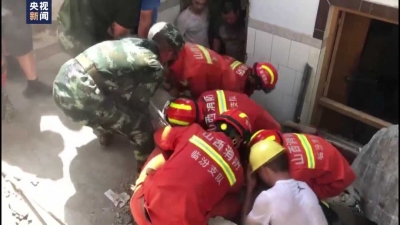 山西临汾一饭店坍塌：已致2人遇难 预计还有约10人被埋