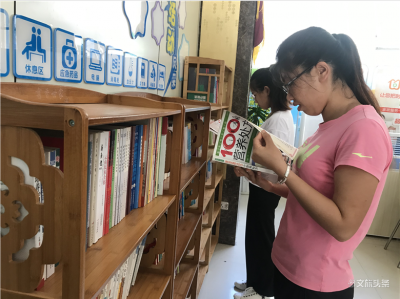 蒙自市建设图书流动网点，在社区也可以看图书啦！