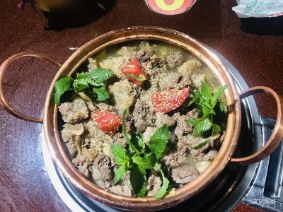 一口酥油茶 一块牦牛肉 舌尖上的香格里拉
